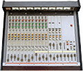 TASCAM M-512